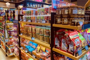 【5.8自助零食店】